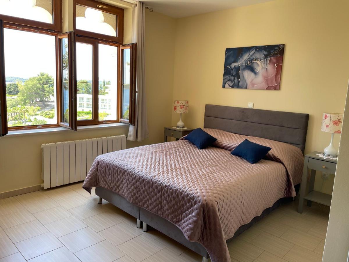 Apartments Villa Dinka Hvar Town Extérieur photo