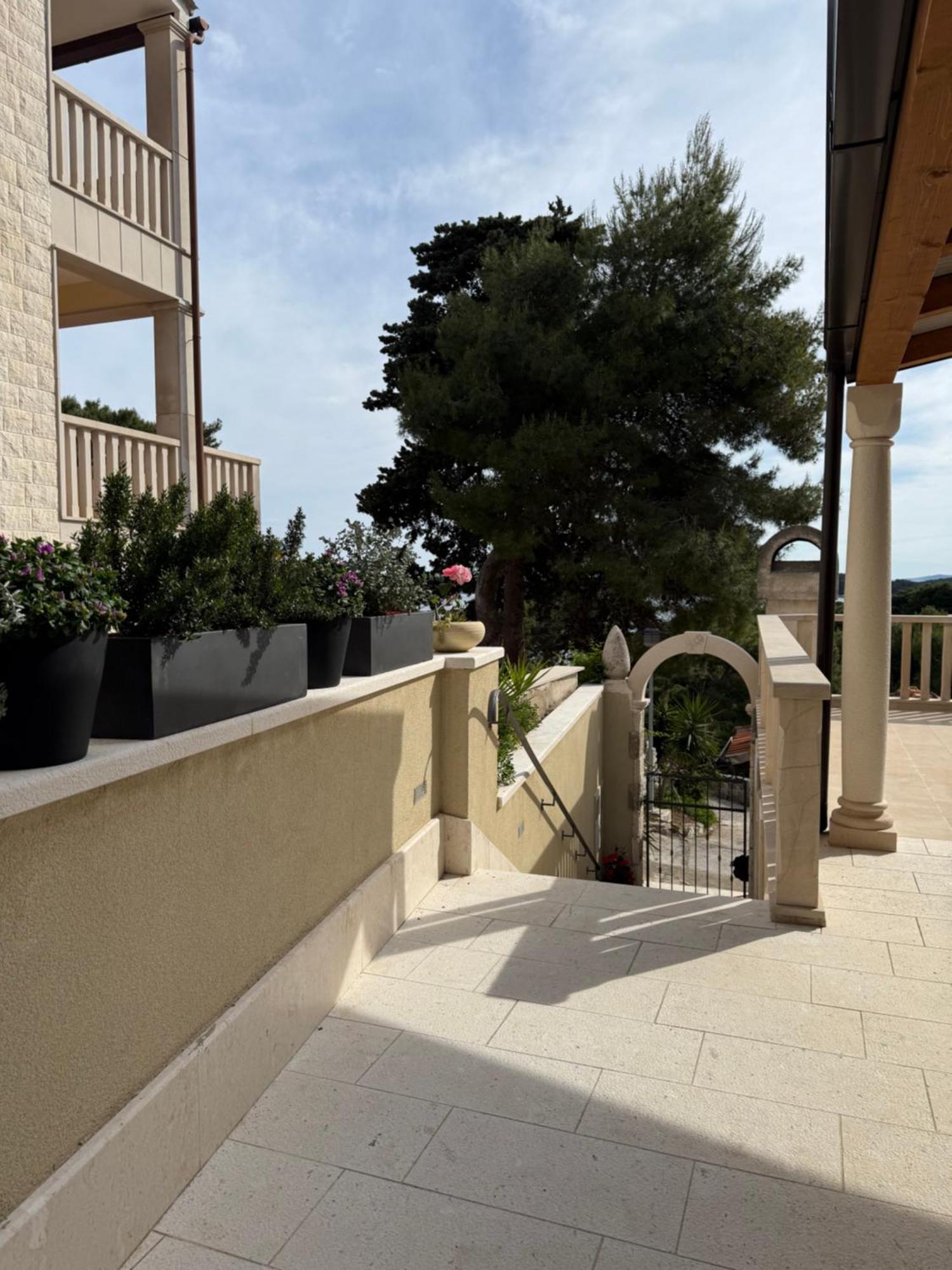 Apartments Villa Dinka Hvar Town Extérieur photo